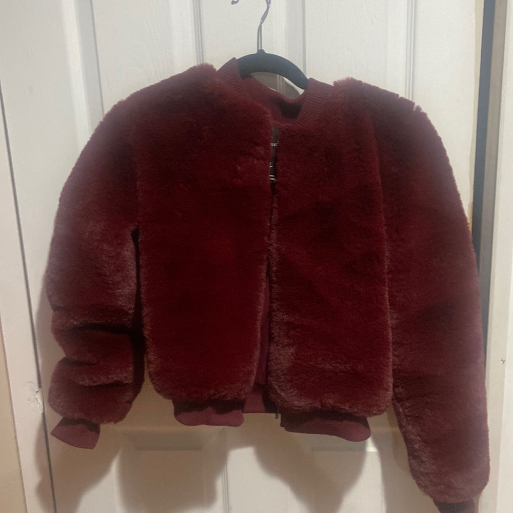 FAUX FUR FOREVER 21 BOMBER JACKET BURGUNDY